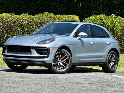 New 2026 Porsche Macan S AWD/4WD image 1
