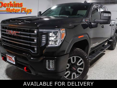 Used 2021 GMC Sierra 2500 AT4 image 1