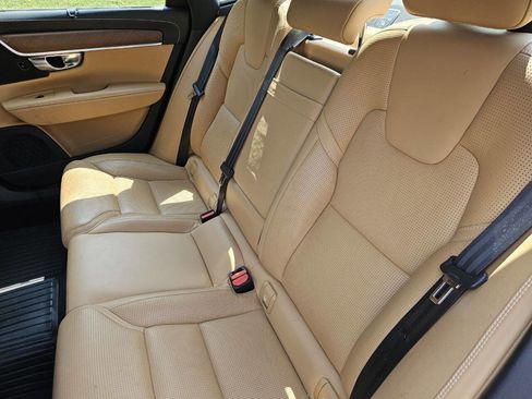 Used 2017 Volvo S90 T6 Inscription w/ Vision Package image 12
