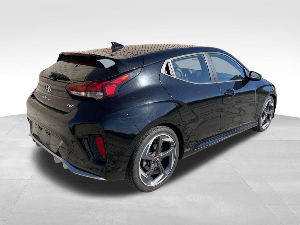 Used 2020 Hyundai Veloster Turbo FWD image 5