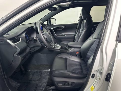 Used 2024 Toyota RAV4 XSE image 17