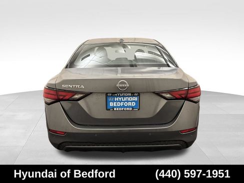 Used 2025 Nissan Sentra SV FWD image 6