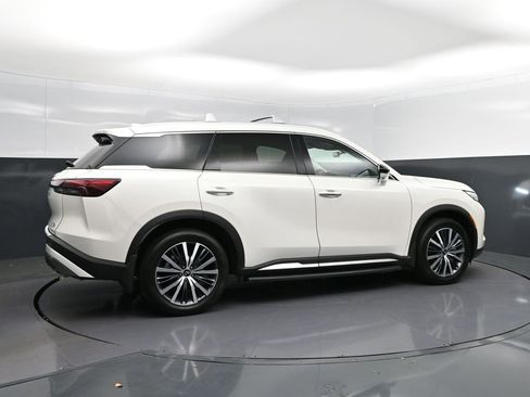 Used 2023 INFINITI QX60 Sensory w/ Vision Package AWD/4WD image 8