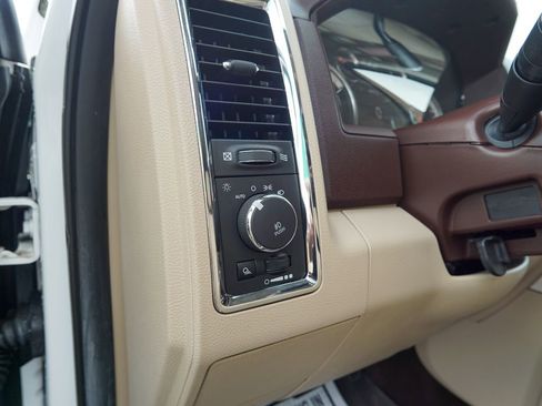 Used 2017 RAM 3500 Laramie image 22