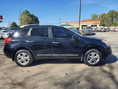 Used 2013 Nissan Rogue SV w/ Premium Pkg image 8