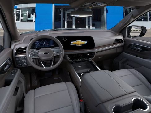 New 2026 Chevrolet Suburban Z71 AWD/4WD image 15