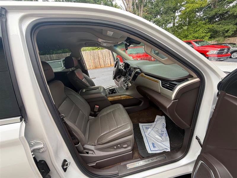 Used 2017 GMC Yukon XL Denali AWD/4WD image 18