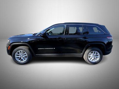 New 2025 Jeep Grand Cherokee Laredo X image 8