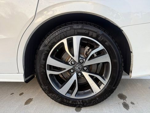 Used 2023 Honda Odyssey Touring image 10