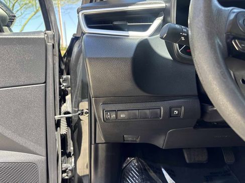 Used 2021 Toyota Corolla LE w/ Carpet Mat Package (TMS) FWD image 20