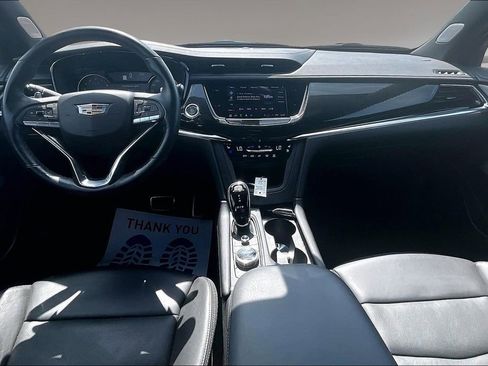 Certified 2024 Cadillac XT6 Sport w/ LPO, ONYX Package AWD/4WD image 15