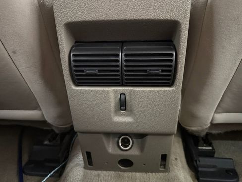 Used 2007 Ford Explorer XLT AWD/4WD image 37