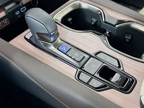 Certified 2025 Lexus RX 350 w/ Convenience Package image 17