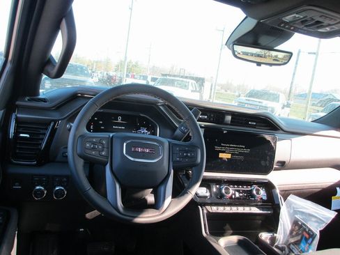 New 2026 GMC Sierra 2500 AT4 w/ AT4 Premium Plus Package image 15