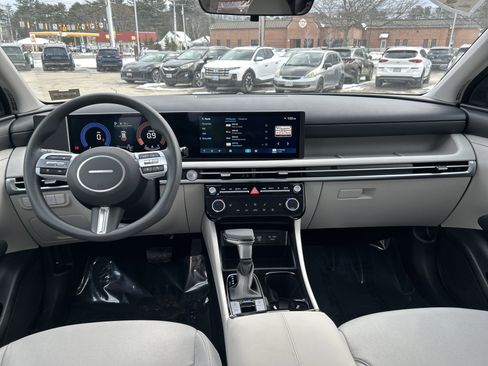 New 2026 Hyundai Tucson SEL image 3