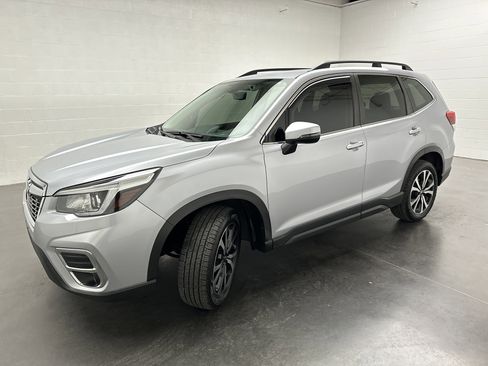 Used 2019 Subaru Forester Limited w/ Popular Package #3 image 4