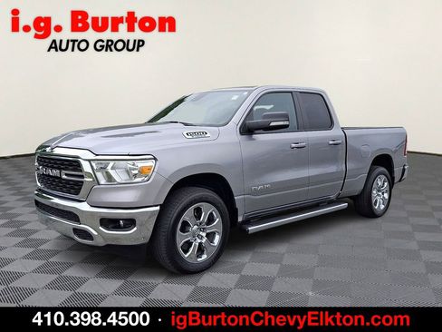 Used 2022 RAM 1500 Big Horn AWD/4WD image 3