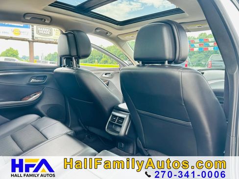Used 2014 Chevrolet Impala LT w/ Convenience Package FWD image 16
