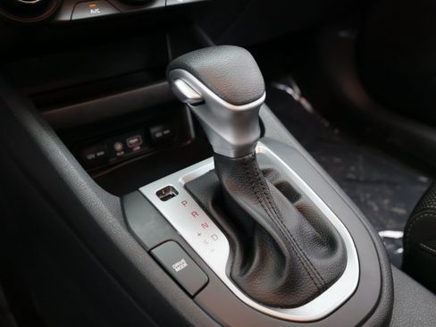 Used 2021 Kia Forte LXS FWD image 15