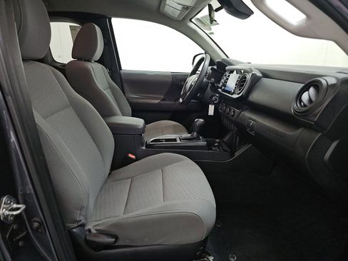 Used 2020 Toyota Tacoma SR w/ SX Package AWD/4WD image 14