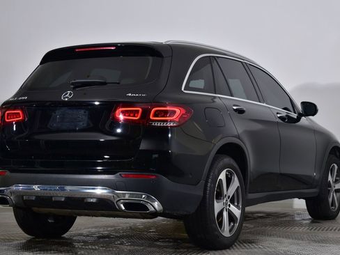 Used 2022 Mercedes-Benz GLC 300 4MATIC image 5