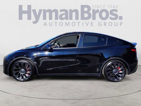 Used 2023 Tesla Model Y Performance image 6