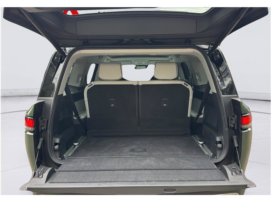 Used 2025 Rivian R1S Adventure Dual AWD/4WD image 17