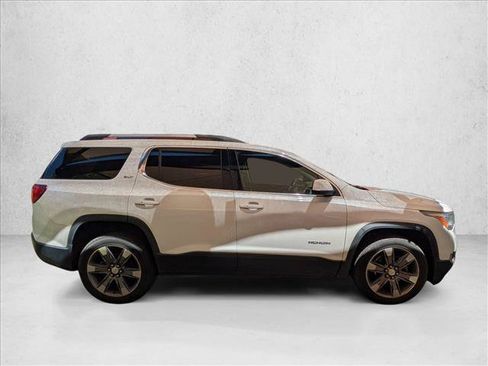 Used 2018 GMC Acadia SLT w/ LPO, Floor Liner Package AWD/4WD image 4