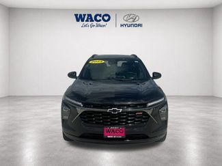 Used 2025 Chevrolet Trax RS w/ Driver Confidence Package FWD video 3