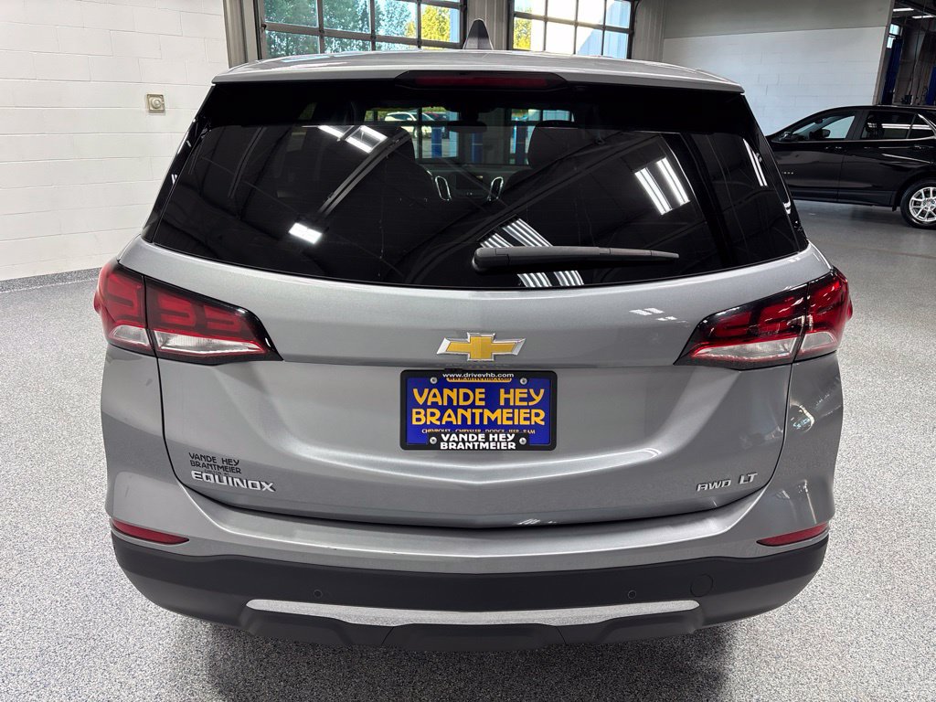 Used 2024 Chevrolet Equinox LT AWD/4WD image 6