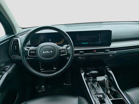Used 2024 Kia Sorento S FWD image 18