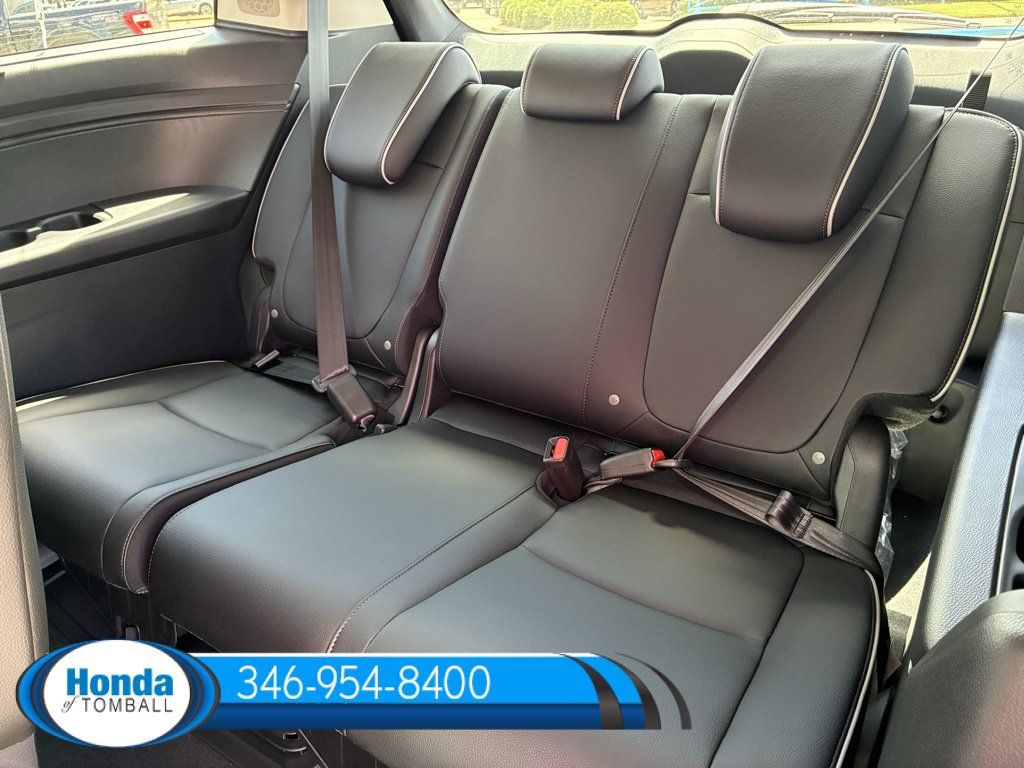 New 2026 Honda Odyssey Elite image 17