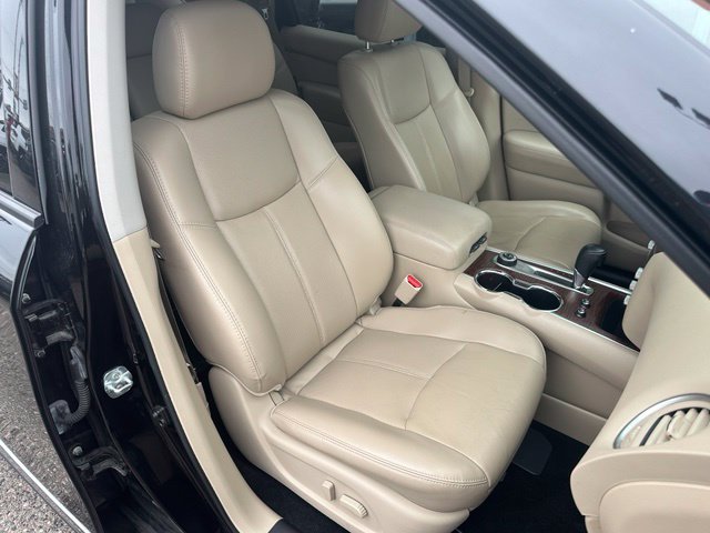 Used 2018 Nissan Pathfinder Platinum w/ Cargo Package AWD/4WD image 12