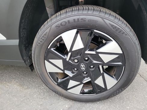 Used 2025 Hyundai Kona SEL AWD/4WD image 4
