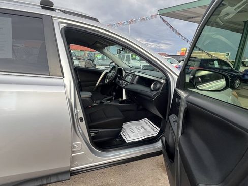 Used 2015 Toyota RAV4 LE AWD/4WD image 12