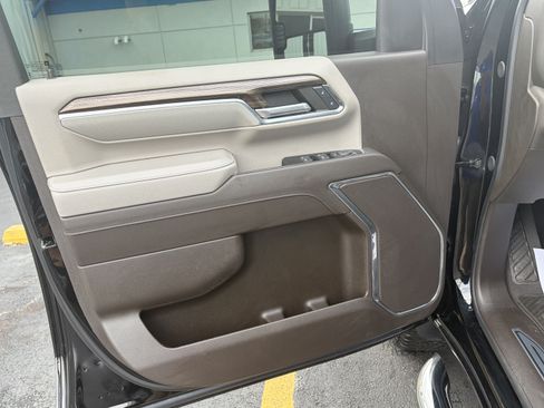 Used 2024 Chevrolet Silverado 2500 LT AWD/4WD image 17