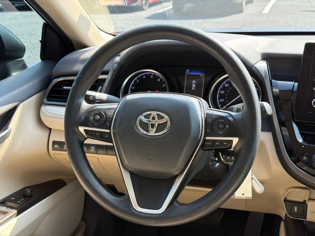 Used 2024 Toyota Camry LE FWD image 28