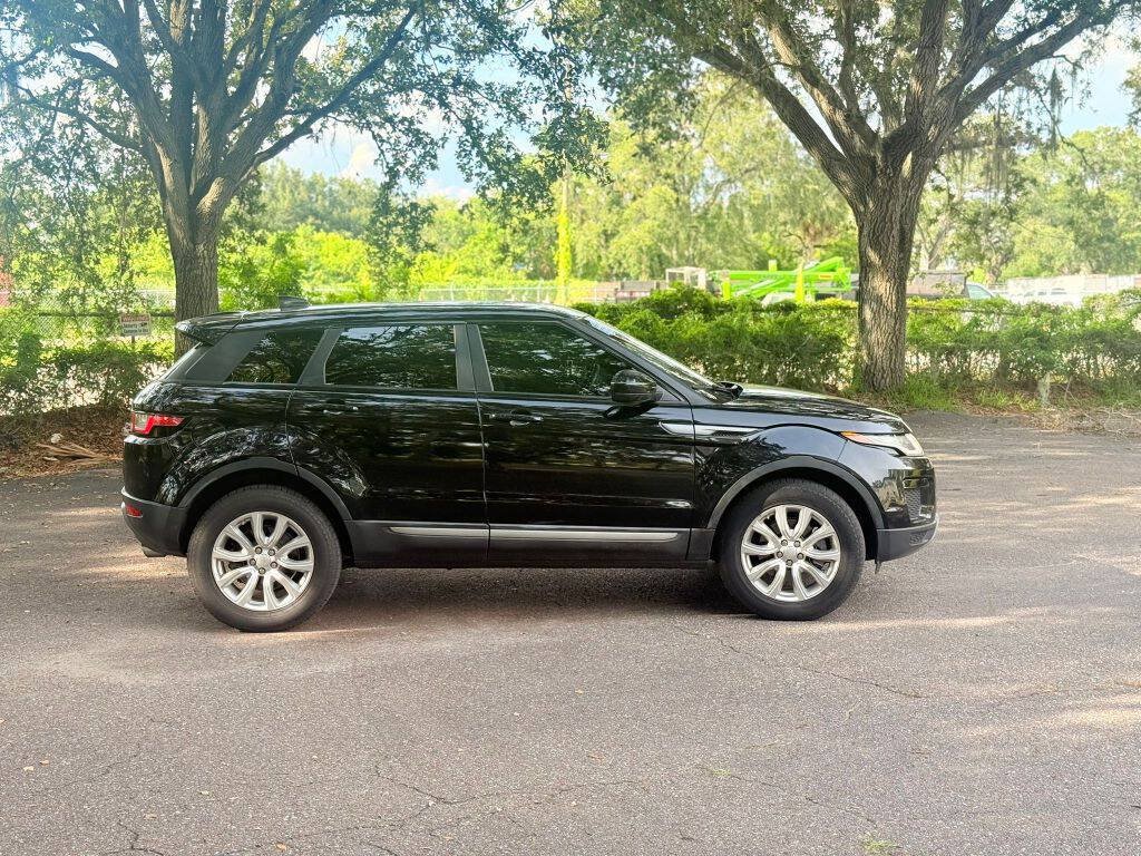 Used 2018 Land Rover Range Rover Evoque SE AWD/4WD image 4