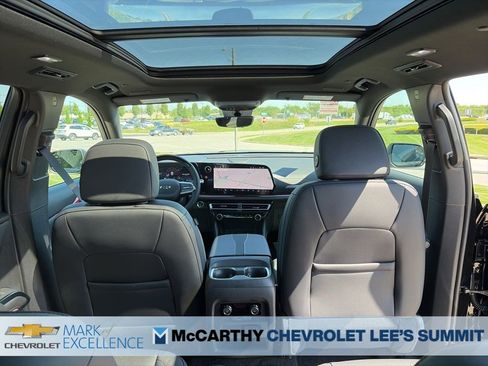 New 2026 Chevrolet Traverse Z71 w/ Enhanced Driving Package AWD/4WD image 43