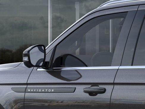 New 2025 Lincoln Navigator L Black Label image 20