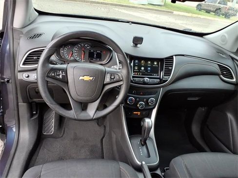 Used 2019 Chevrolet Trax LT image 7