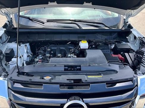 Certified 2025 Nissan Pathfinder Platinum image 29