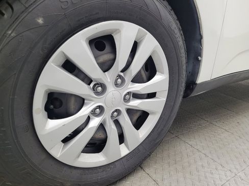 Used 2023 Kia Soul LX image 31