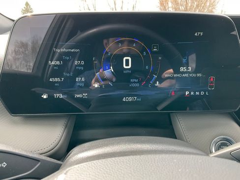 Used 2025 Chevrolet Equinox LT w/ Convenience Package II image 8