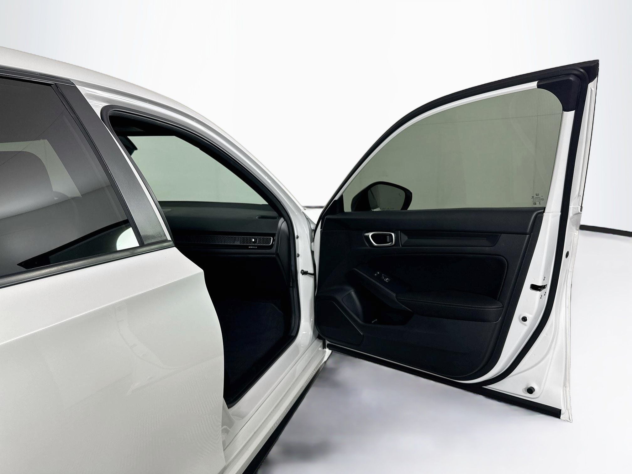 Used 2025 Honda Civic Sport image 30