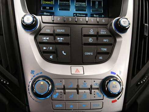 Used 2017 Chevrolet Equinox LT w/ Convenience Package image 15