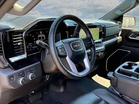 Used 2025 GMC Sierra 1500 SLT AWD/4WD image 20