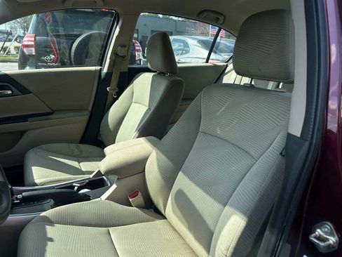 Used 2015 Honda Accord LX image 15