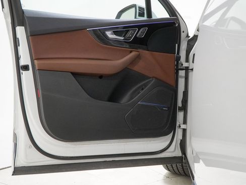 Used 2018 Audi Q7 3.0T Prestige w/ Prestige Package image 20