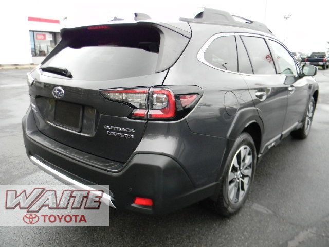 Used 2024 Subaru Outback Touring XT AWD/4WD image 2